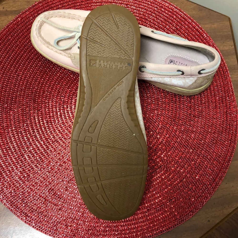 Sperry - Picture 4 of 4